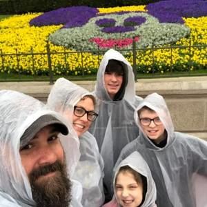 Meet your Posher, Stephanie